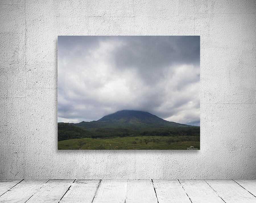 Arenal Volcano  Wall Preview