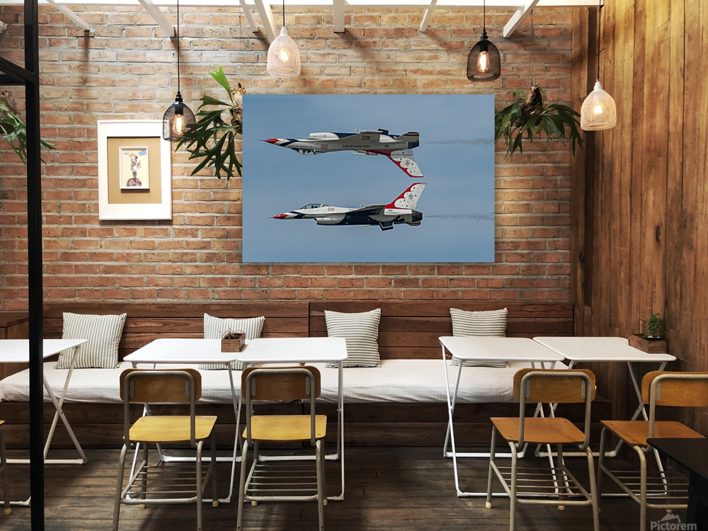 Thunderbird Inverted Pass Reproduction