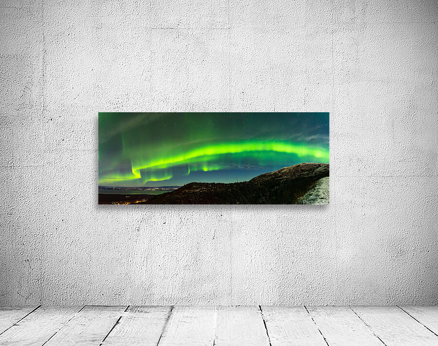 Aurora Over Eagle River Wall Preview