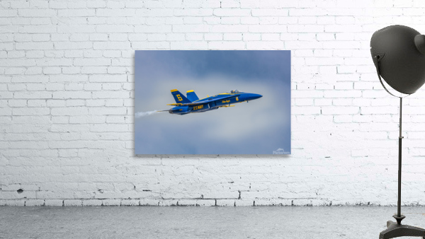 Solo Blue Wall Preview