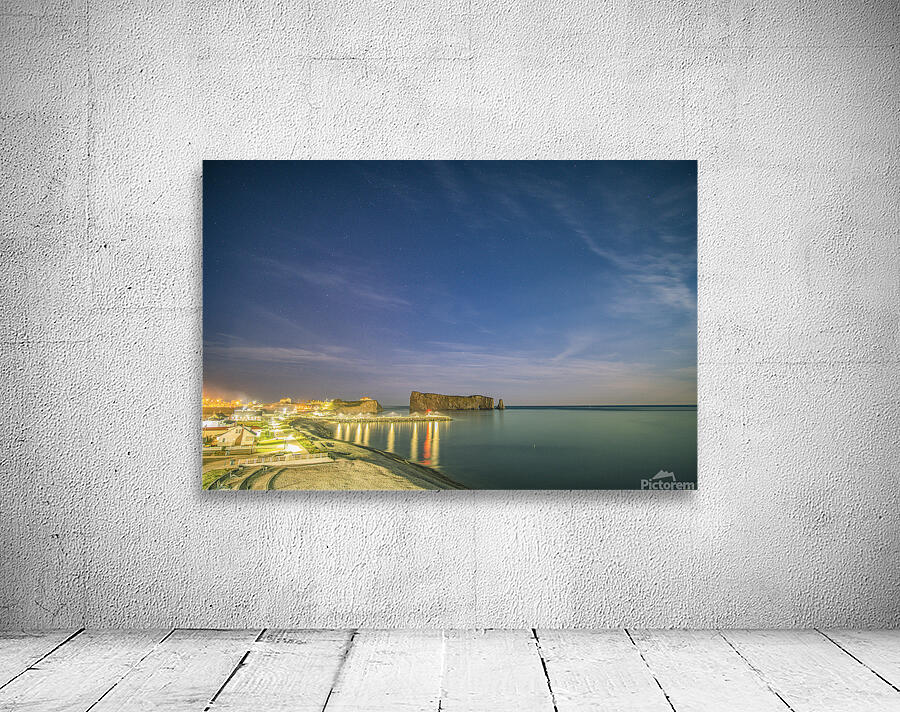 Perce by night Wall Preview