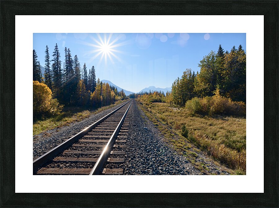 Banff train tracks with sun mountains 3 Impression et Cadre photo