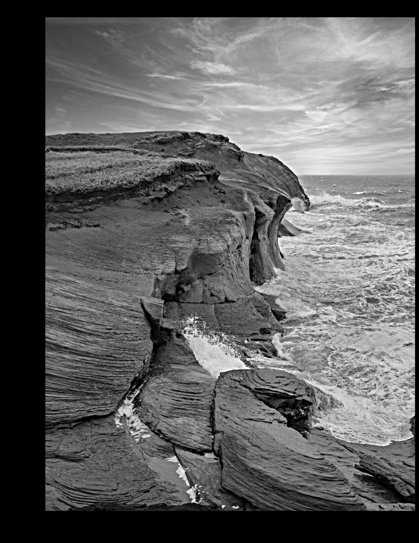 Iles De La Madeleine cliffs black and white Reproduction
