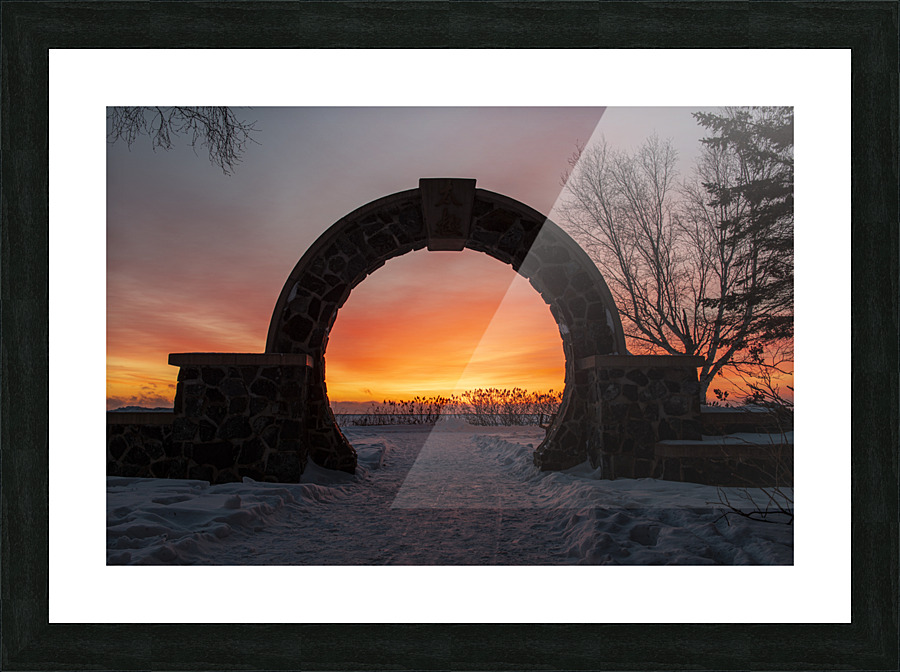Through The Arch Picture Frame print