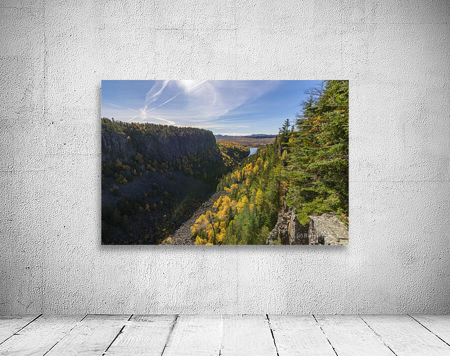 Ouimet Canyon  Wall Preview