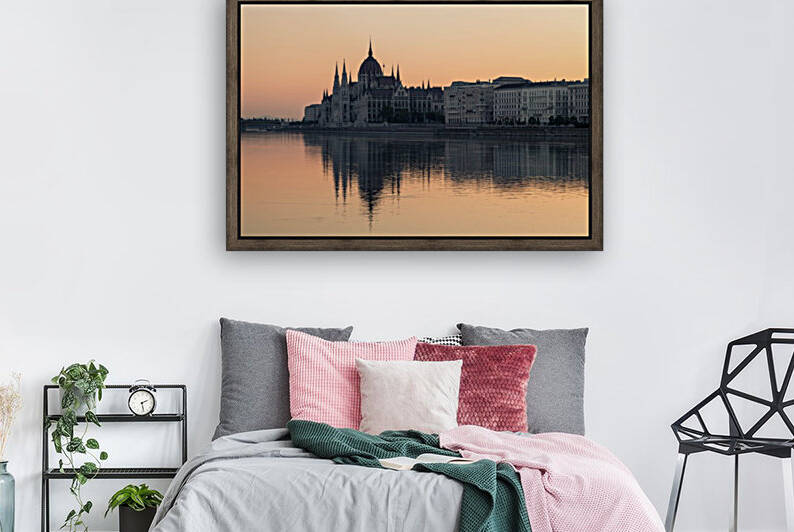BUDAPEST 06 by Tom Uhlenberg