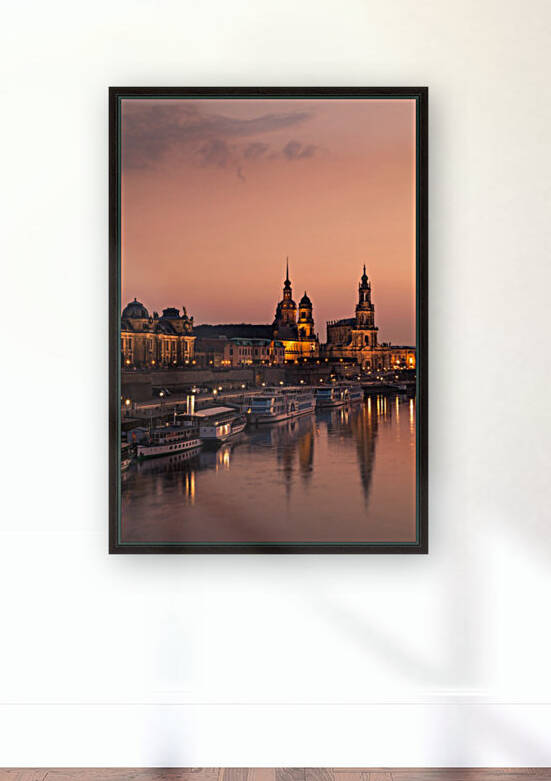 DRESDEN 07 by Tom Uhlenberg