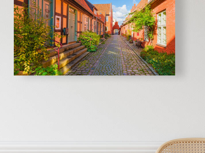 STRALSUND 03 by Tom Uhlenberg