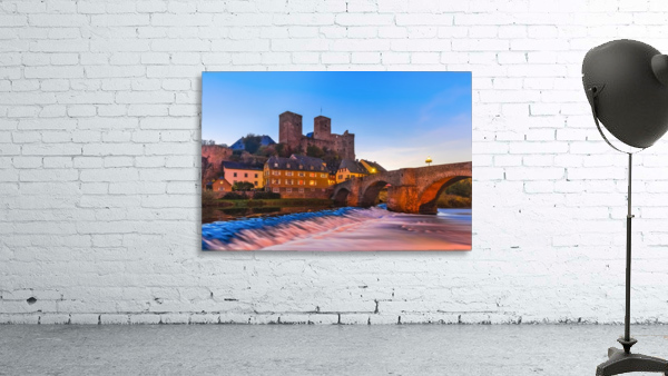 RUNKEL 01 Wall Preview