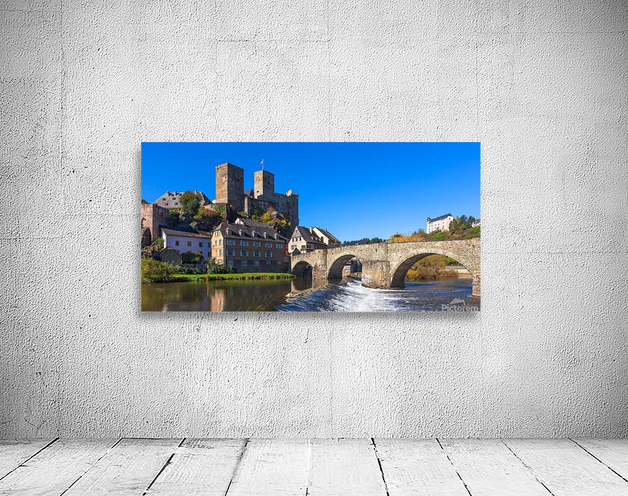 RUNKEL 02 Wall Preview