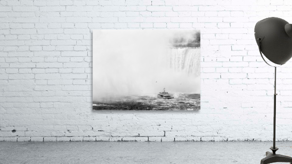 NIAGARA FALLS 18 Wall Preview