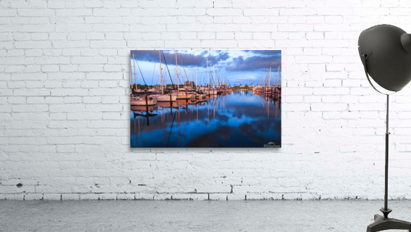 Mast Reflection Wall Preview