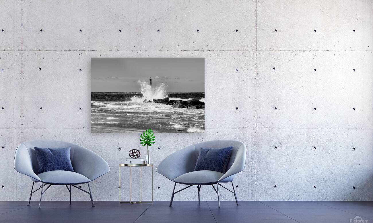 Morris Lighthouse Splash Grayscale Reproduction