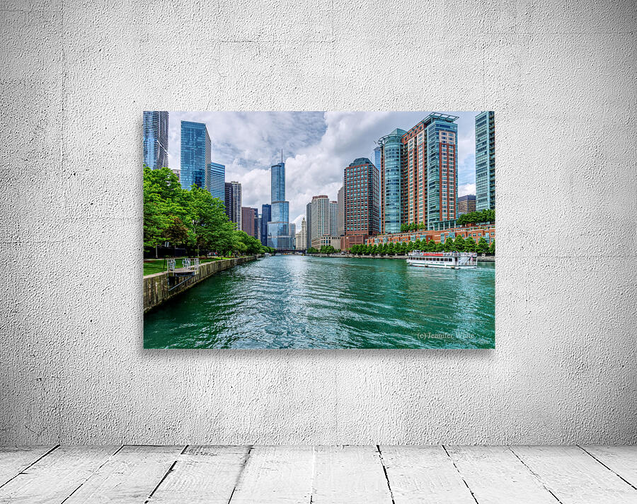 Boating The Chicago River Wall Preview