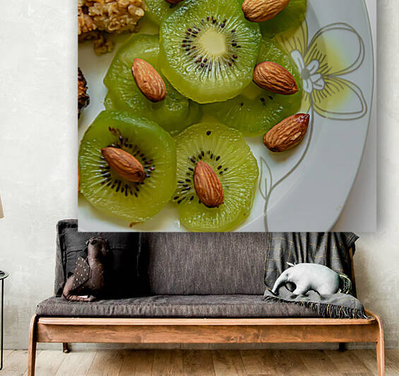 Sliced kiwi by Vedad Ceric