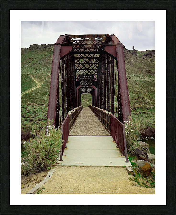 Guffy Bridge Picture Frame print