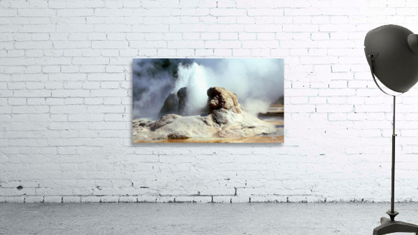 Gushing Geyser Wall Preview
