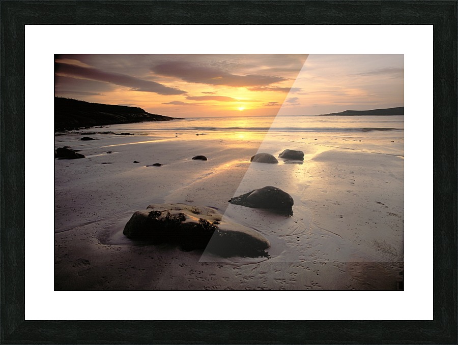 CE 022 White Strand Picture Frame print