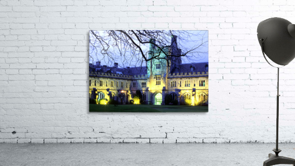 C 071 ucc Wall Preview