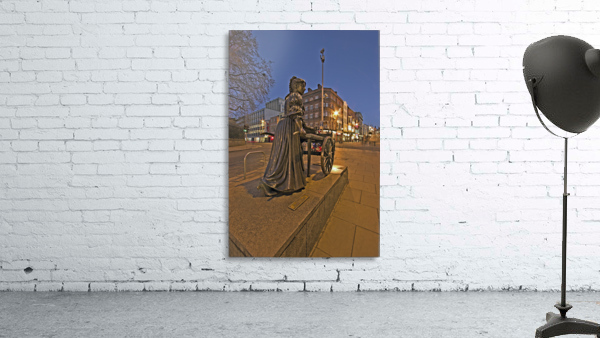 D 083 Molly Malone Wall Preview