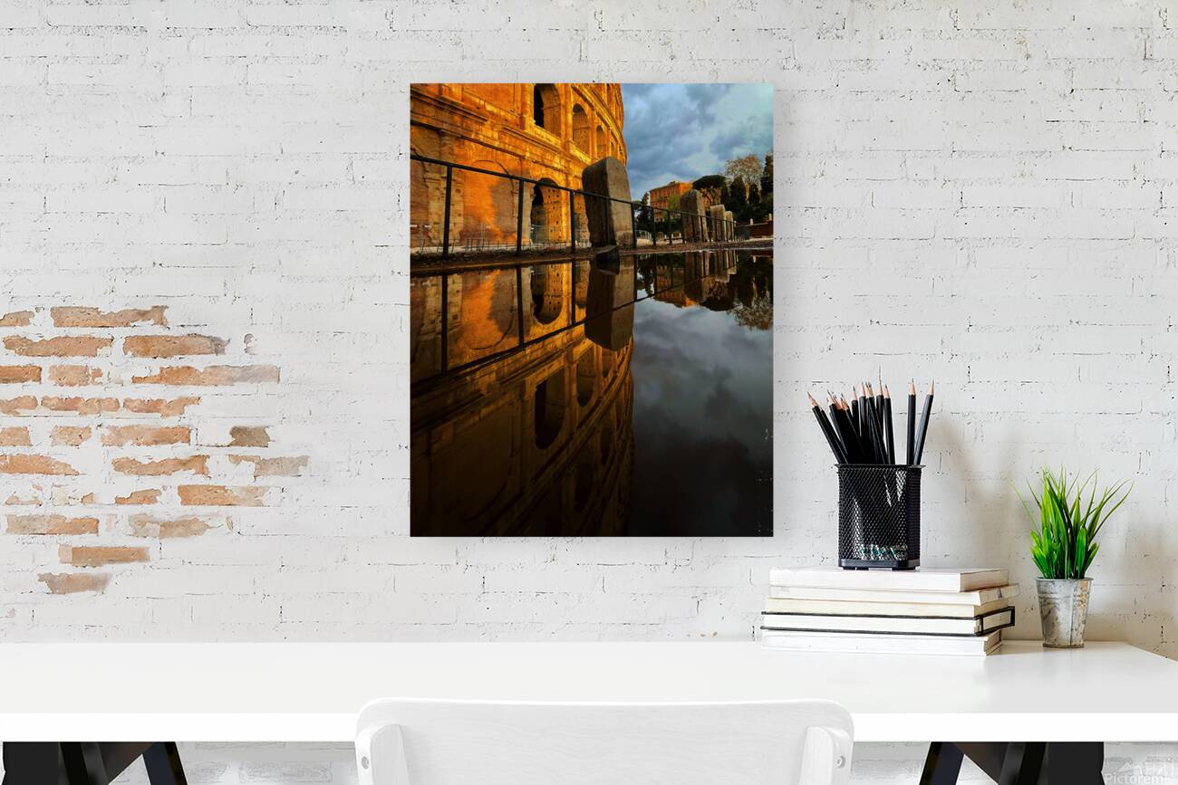 Colosseum glow Reproduction
