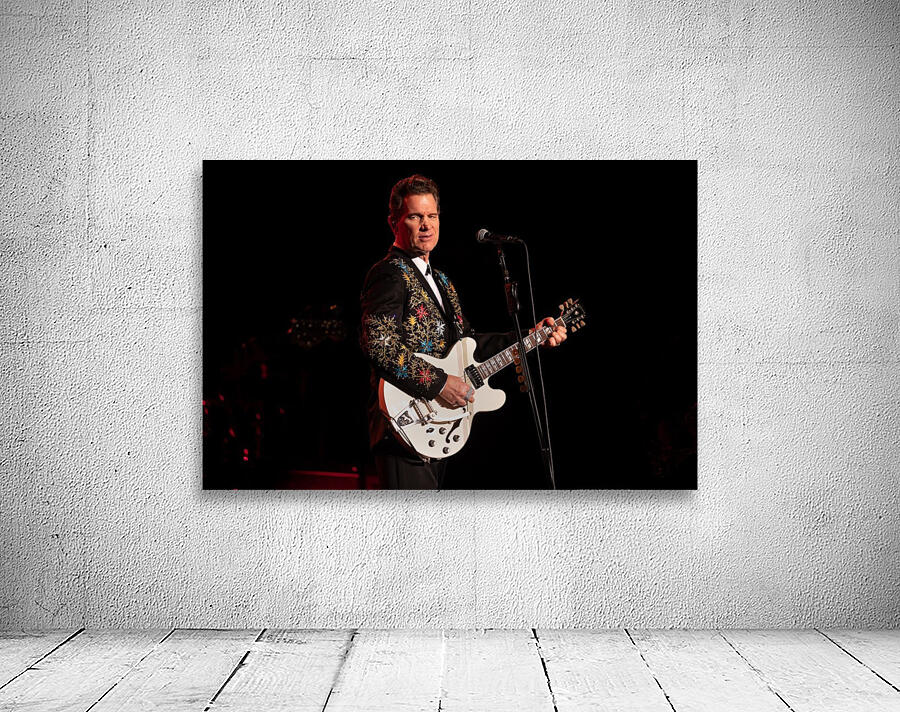Chris Isaak 4 Wall Preview