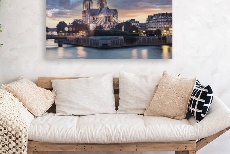 Notre-Dame de Paris by Manjik Pictures