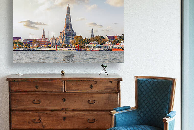  Wat Arun by Manjik Pictures