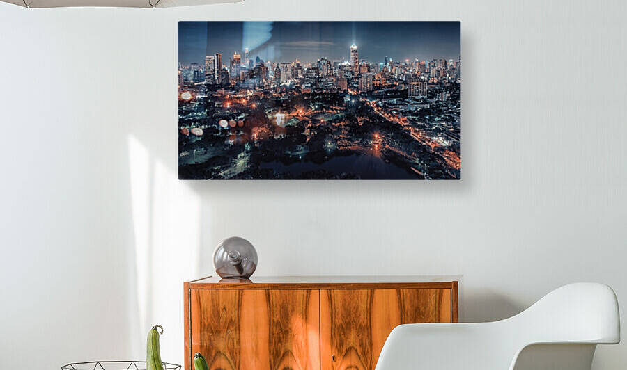 Night in Bangkok by Manjik Pictures