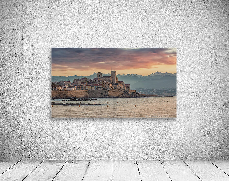 Antibes Wall Preview