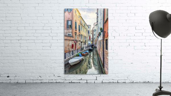 Quiet Venice Wall Preview