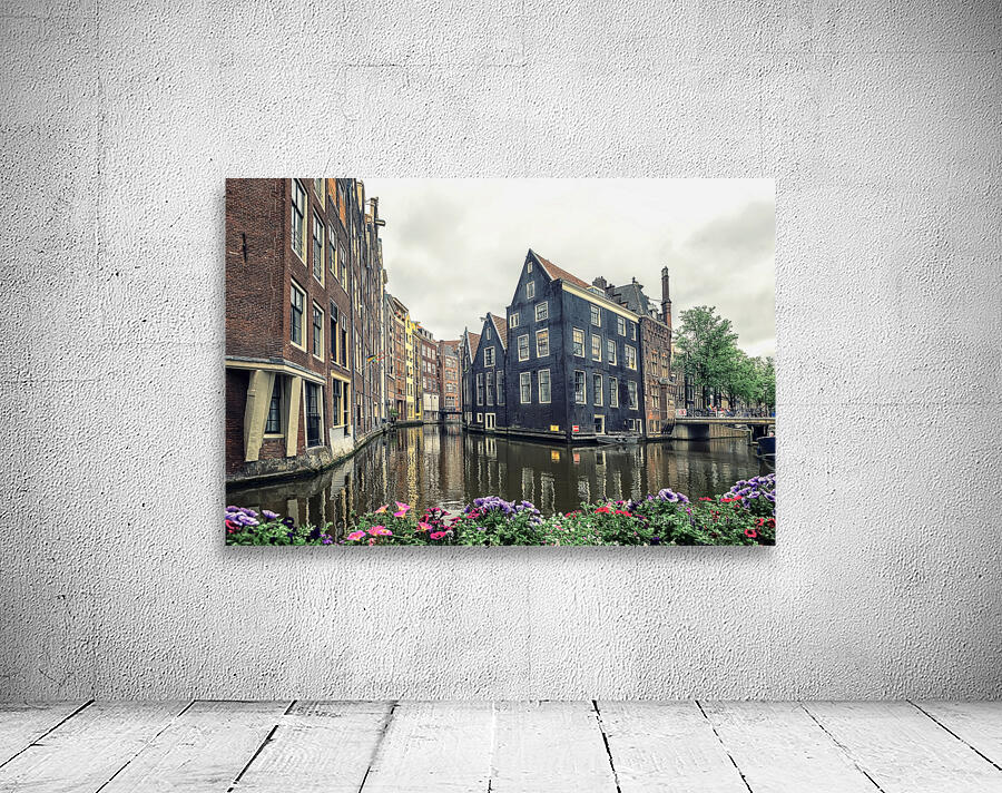  Amsterdam Corner Wall Preview