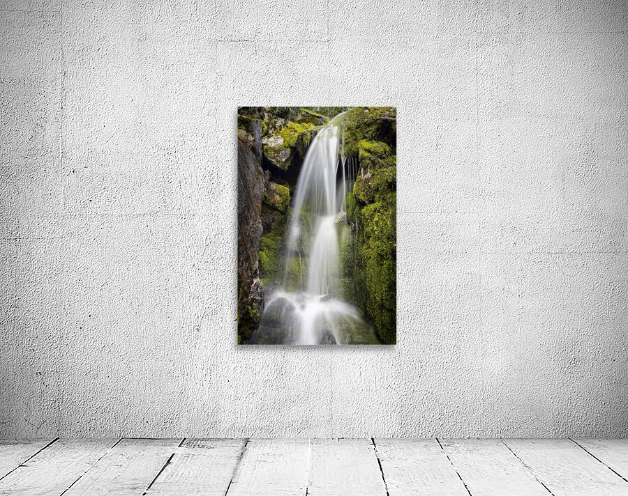 Silky Waterfall Wall Preview