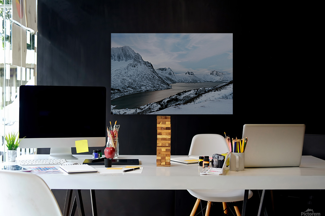 Mountain Scenery Reproduction