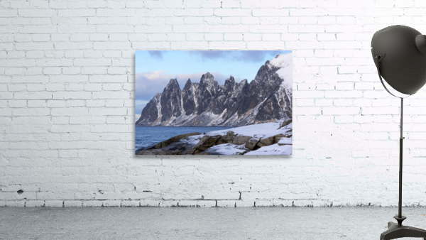 Devils Teeth Wall Preview