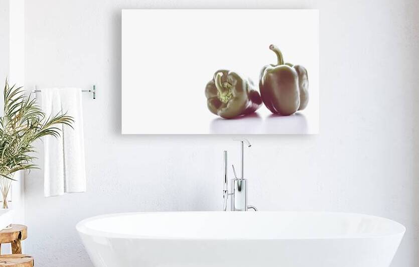 Bell pepper on white background 3 by Romeu Hurmuzache