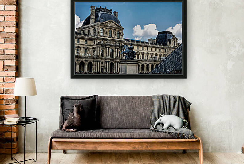 louvre 4 studio by realimpressions