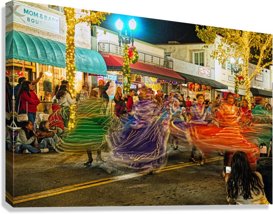 4 Dancers LAR04683 Canvas Print