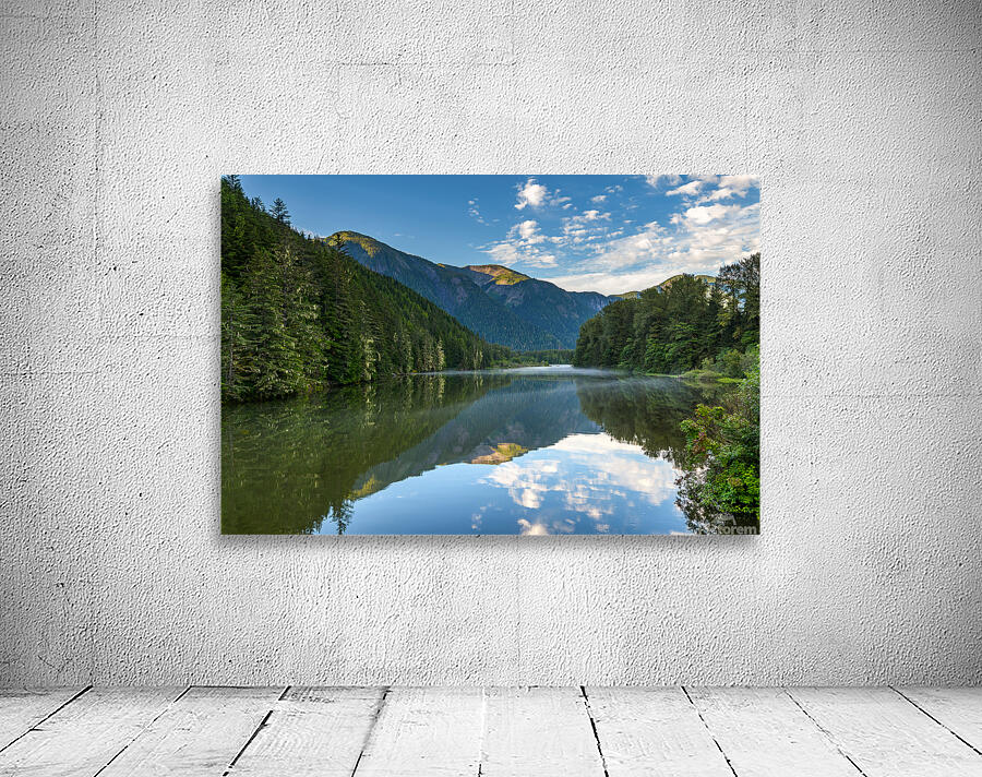 Kasiks River Mist Wall Preview