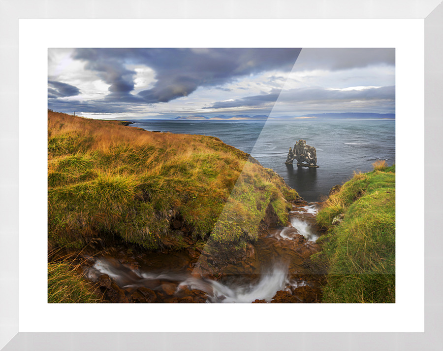 hvitserkur 2 Picture Frame print