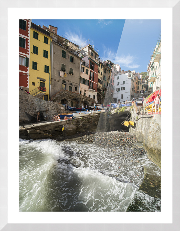 riomaggiore wave Picture Frame print