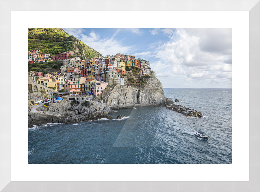 manarola day time Picture Frame print