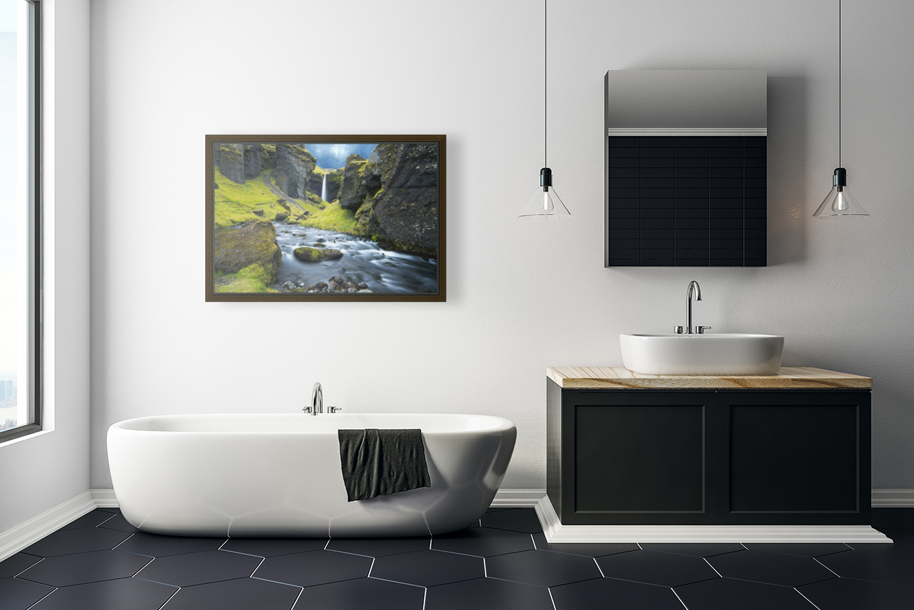 kvernufoss river Reproduction