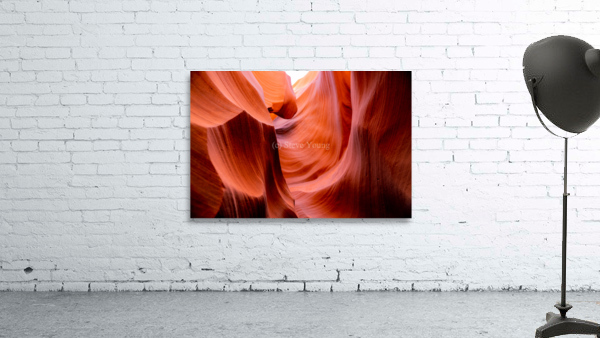 Red Waves Wall Preview