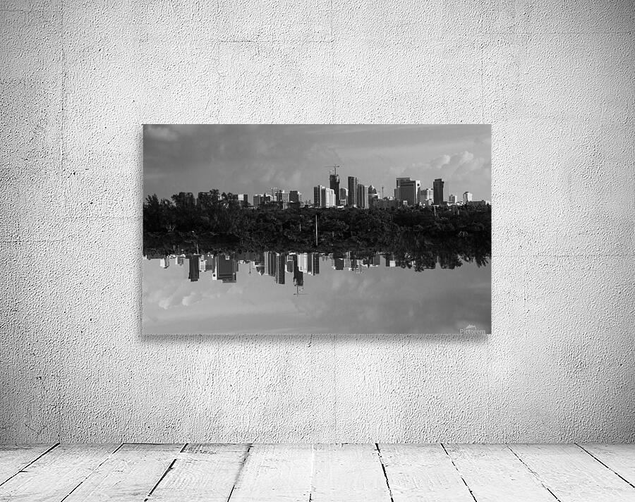 MIAMIS ILLUSION Wall Preview