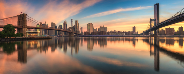 NYC Skyline at Dawn | Brooklyn and Manhattan Bridges Reflected Téléchargement Numérique