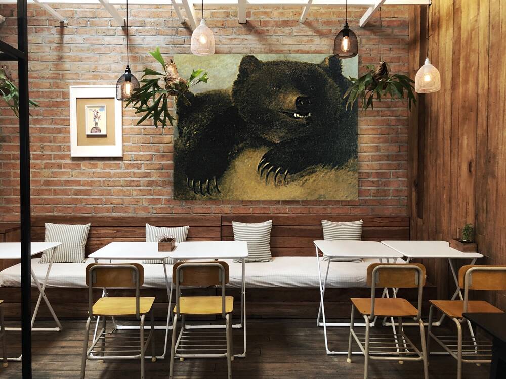 Weapons and Physiognomy of the Grizzly Bear 1846-1848 Reproduction