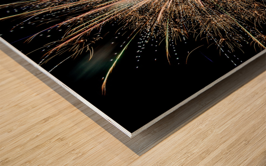 Fireworks 4 Wood print