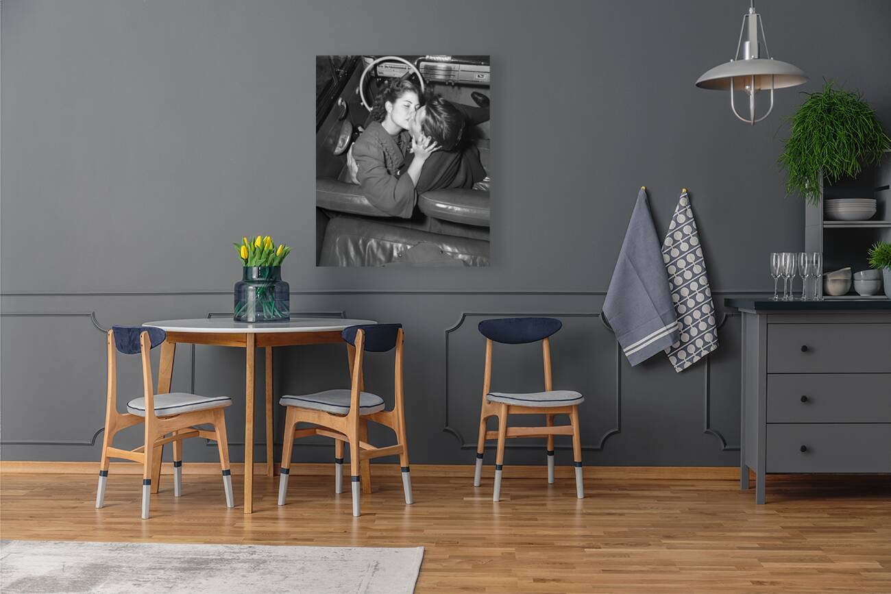 1940s CLOSE-UP COUPLE KISSING IN CONVERTIBLE CAR 201553 Reproduction