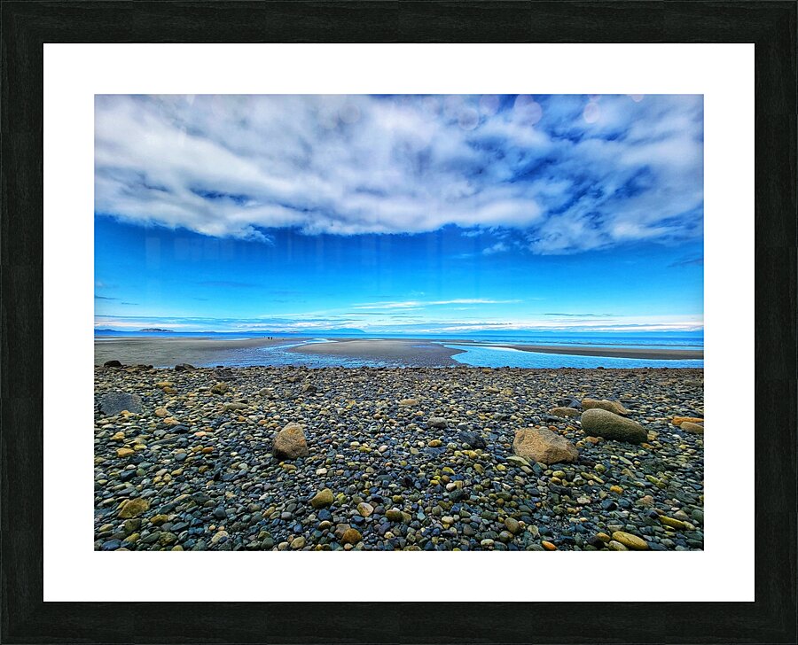 Beach walk out Picture Frame print